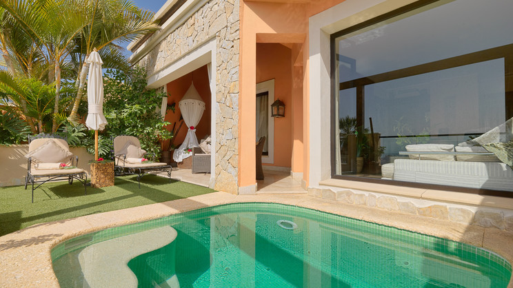 Hotel Royal Garden Villas & Spa